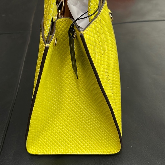 RAER** **NWT**BANANA REPUBLIC Yellow Croc Embossed Leather Mini Tote Bag - Picture 7 of 9